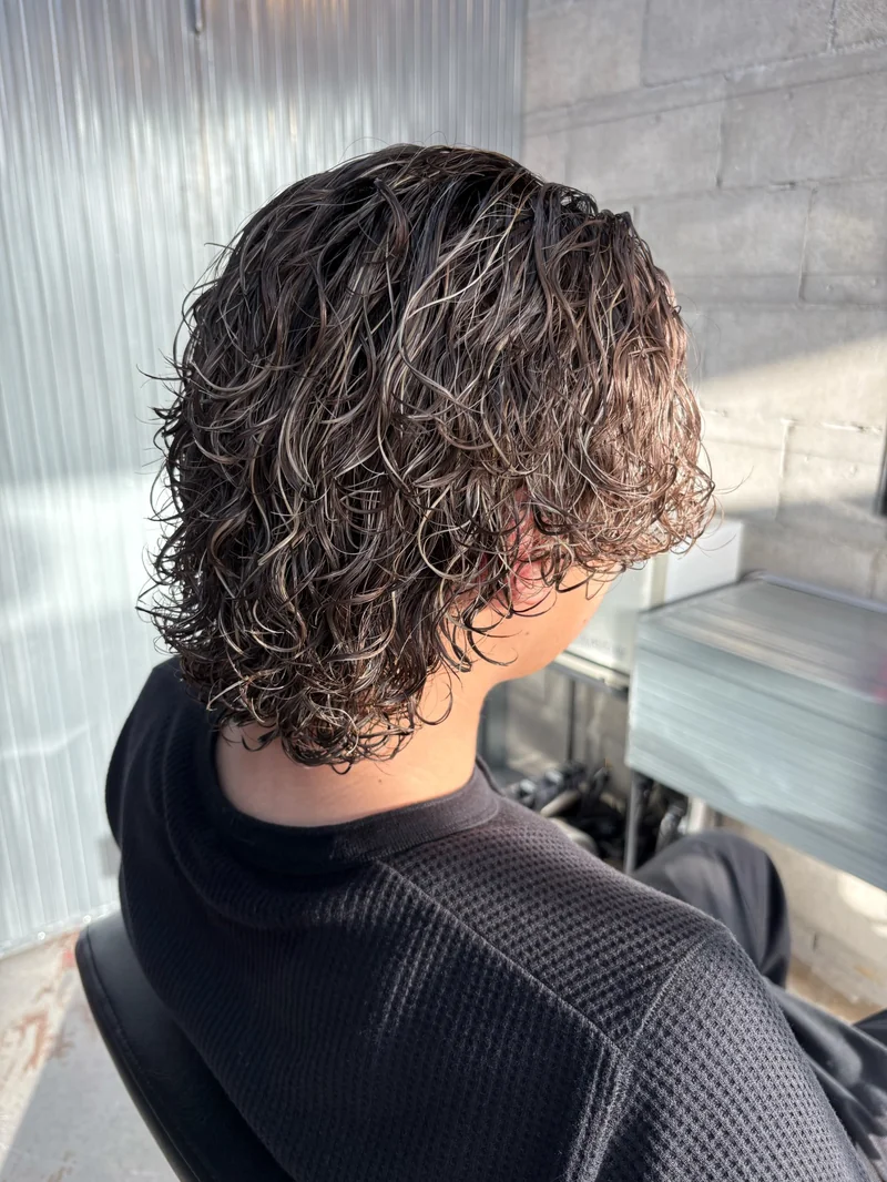 うるま市美容室BRIGHTのパーマとカラー